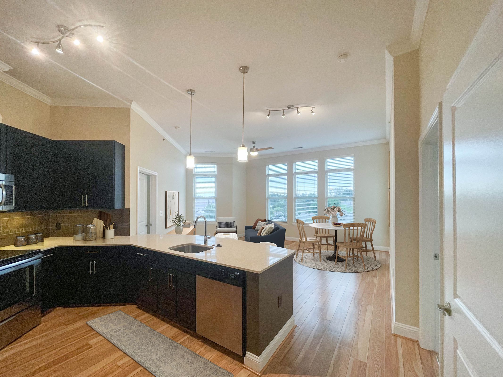 Gables Centerpointe 1 of 6
